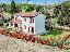 Villa angolare con ampio giardino