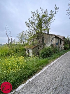 zoom immagine (Rustico 250 mq, zona Cesena)