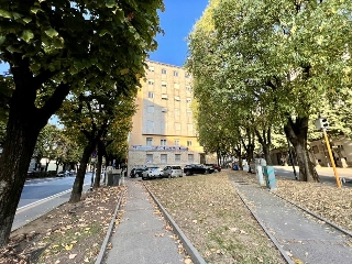 zoom immagine (Appartamento 120 mq, soggiorno, 2 camere, zona Brescia - Centro)