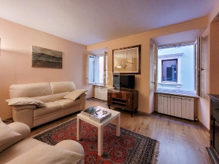 zoom immagine (Appartamento 72 mq, 1 camera, zona Riva del Garda - Centro)
